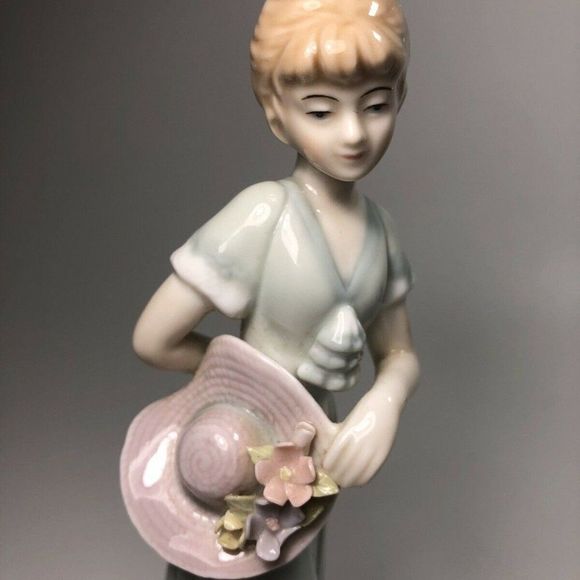 GARDEN PARTY FIGURINES by House Of Lloyd VINTAGE - Picture 11 of 12